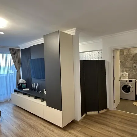 Nest By The * Mamaia