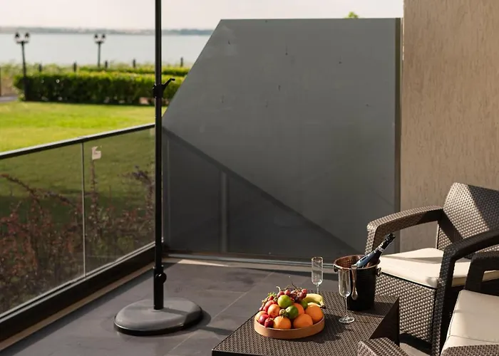 Apartment Nest By The