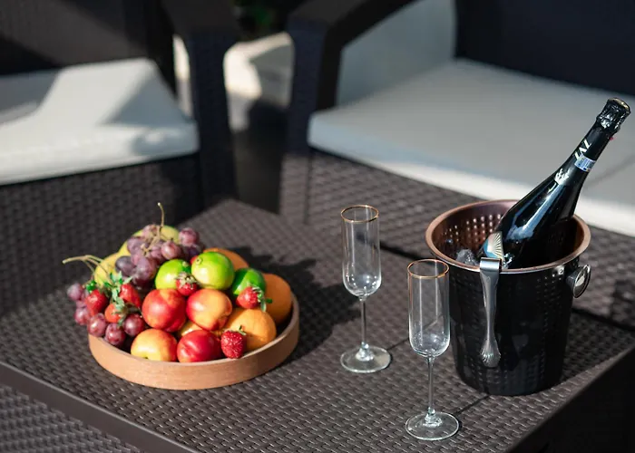 Nest By The Apartment Mamaia